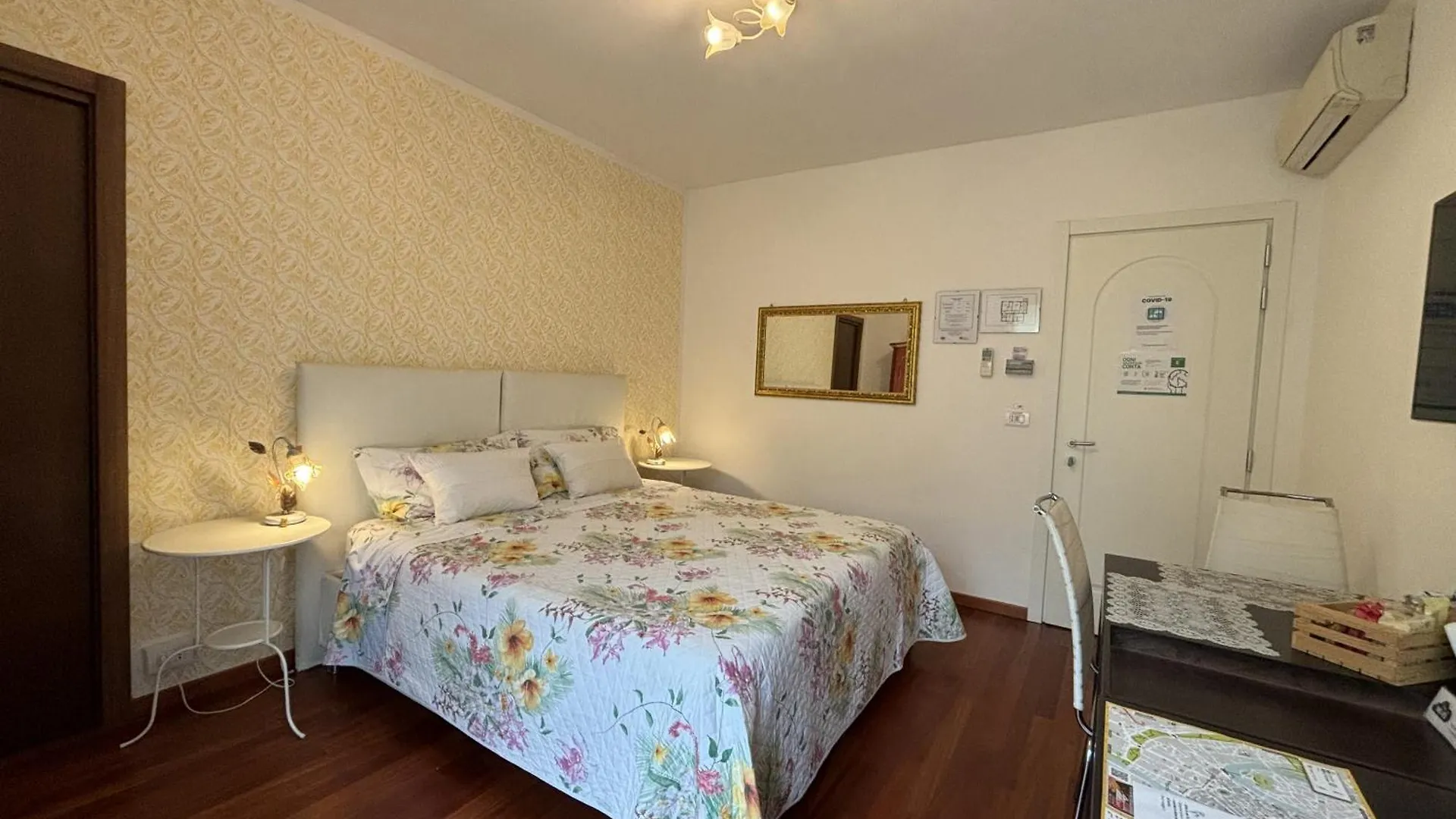 Residenza Fontana Del Ferro Hotel Verona Guest house